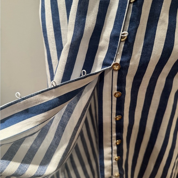 ZARA blue and white stripe shirt dress.
Size L. - Picture 8 of 12